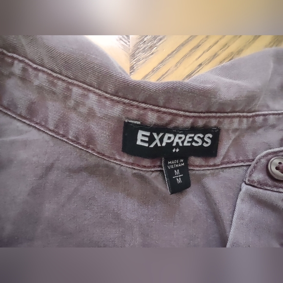 Express powder purple button denim cut shoulder shift mini dress - Picture 2 of 5